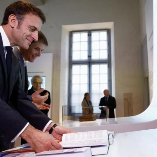 À Villers-Cotterêts, Emmanuel Macron inaugure la Cité internationale de la langue française