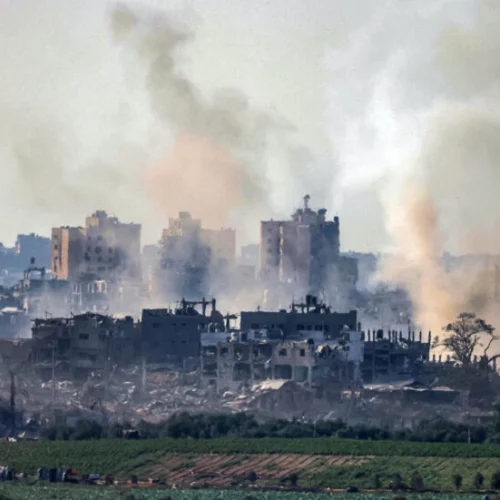 Au moins 50 morts dans le bombardement israélien d’un camp de réfugiés