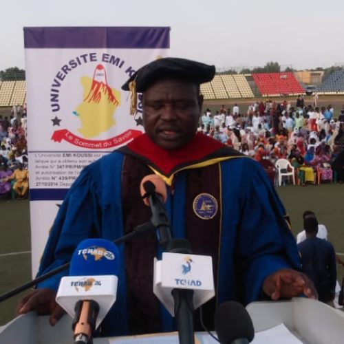Enseignement supérieur: La 9ème promotion de l’Université Emi Koussi reçoit son parchemin.