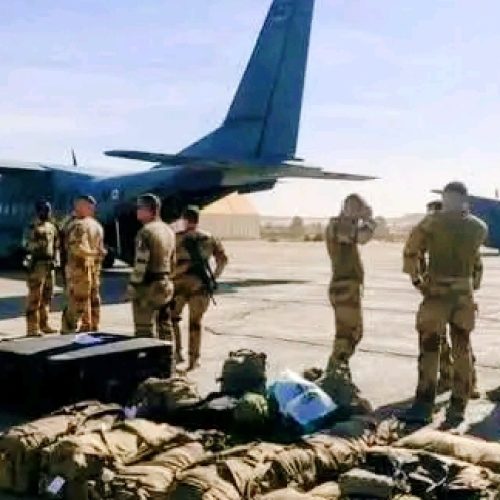 Tchad : la France quitte officiellement la base militaire d’Abéché.