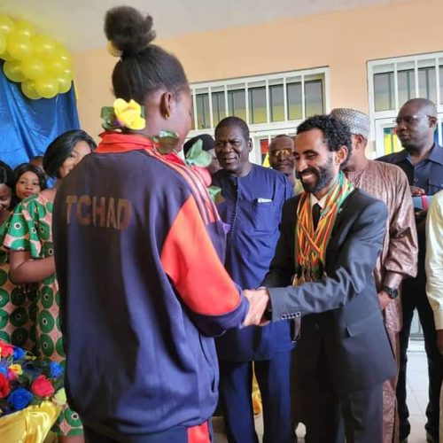 Tchad: 33 médailles sont remises au Ministre de la Jeunesse, Mahamoud Ali Seîd