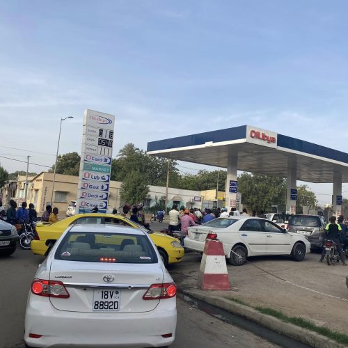 Société/Nouvelle pénurie de carburant, des stations-services prises d’assaut à N’Djamena