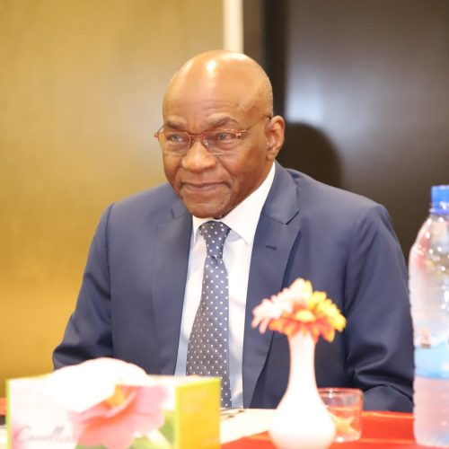 Le PM, Saleh Kebzabo rassure les opérateurs économiques sur la prise en compte des préoccupations soulevées.