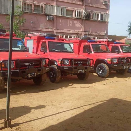 Coopération/L’ambassade des Emirats Arabes Unis au Tchad a offert quatre camions de citerne légers au sapeur pompier du Tchad