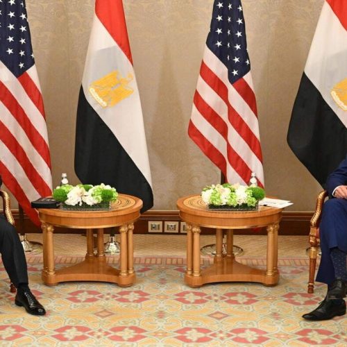 بايدن: أتطلع للاتصال بالسيسي لتأمين اتفاق وقف إطلاق النار بغزة