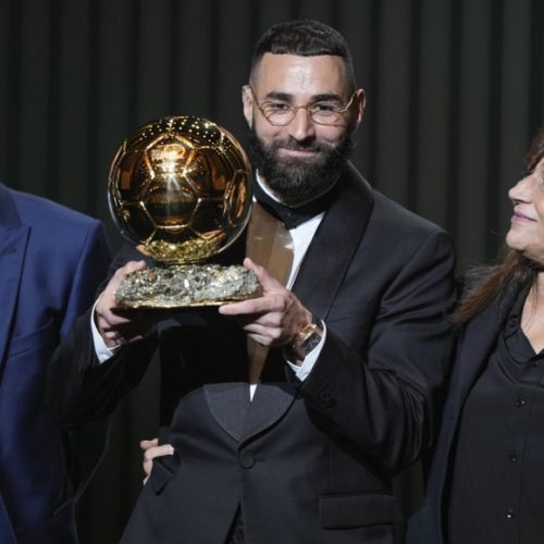 « Dans la légende » : le Ballon d’Or Karim Benzema à l’honneur dans la presse internationale