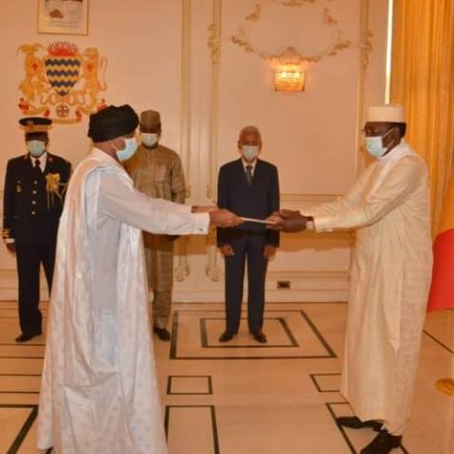 Tchad : deux ambassadeurs ont présenté leurs lettres de créance au maréchal Deby