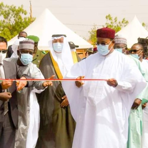 Niger : le président Issoufou inaugure le 3e pont dénommé Général Seyni Kountché