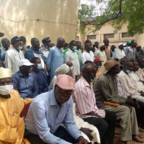 Affaire SHT : l’UST exige du gouvernement des poursuites judiciaires contre les auteurs de ces détournements et l’augmentation des salaires de 50%