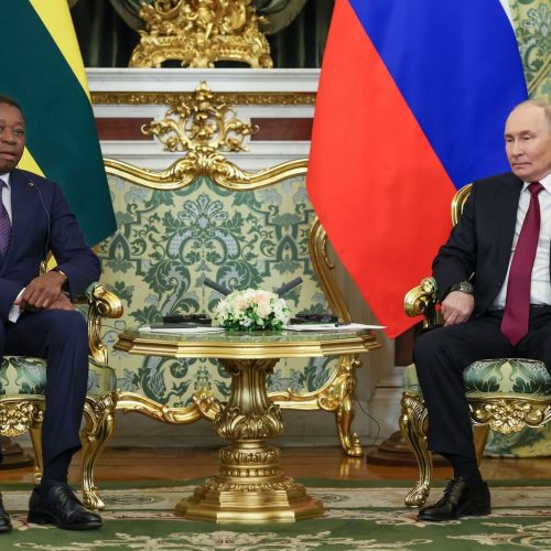 Faure Gnassingbé à Moscou : une diplomatie d’équilibre pour un avenir africain plus sûr