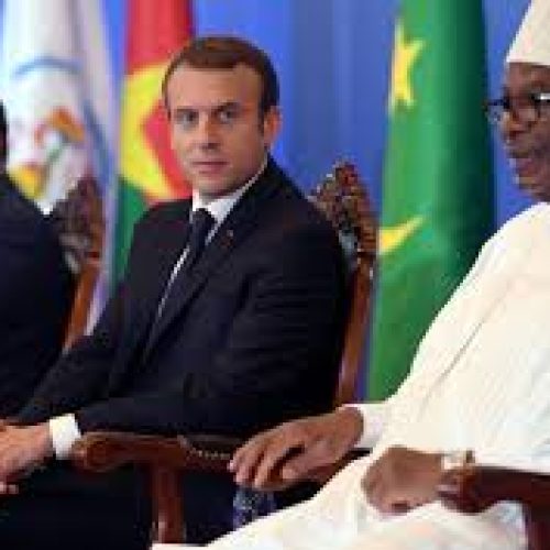 Mali : Macron entend retirer les troupes françaises dans un Etat radicalement « islamiste »