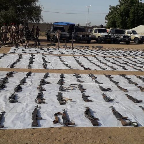 Tchad: La Commission Mixte de Désarmement Présente 513 armes saisies au cours de ses opérations.