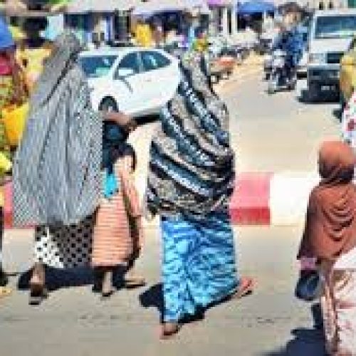 Le maire de la ville de N’Djamena interdit la mendicité dans les permettre urbaine