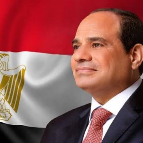 الرئيس السيسي يتجه إلى قطر في مستهل جولته الخليجية لتعزيز التعاون