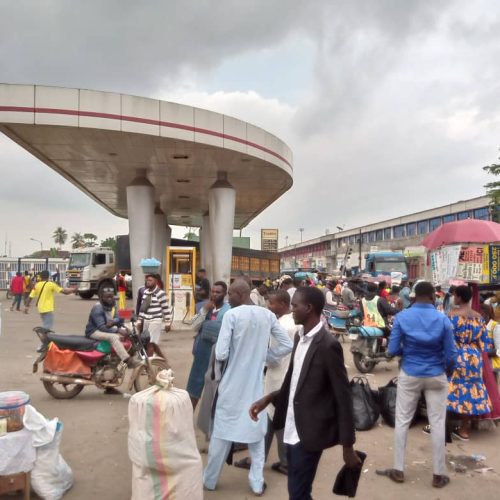 Les étudiants tchadiens au Cameroun: Entre études et débrouillardise.