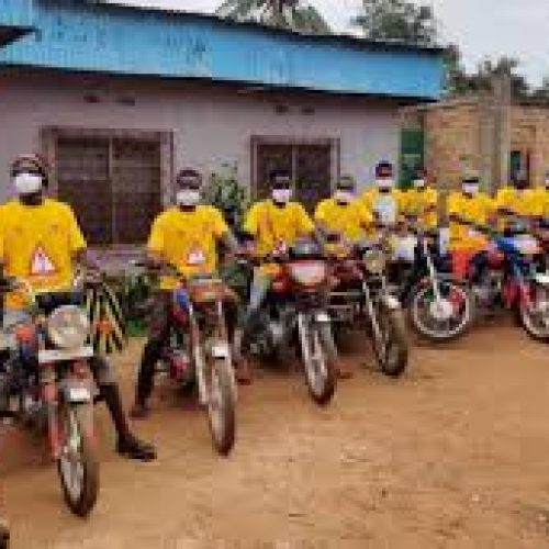 Centrafrique: malgré l’interdiction, les taxis-motos reprennent le travail