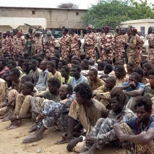 Tchad « nos armes viennent de la Libye » Mahdi Bechir commandant des opérations du FACT, capturé