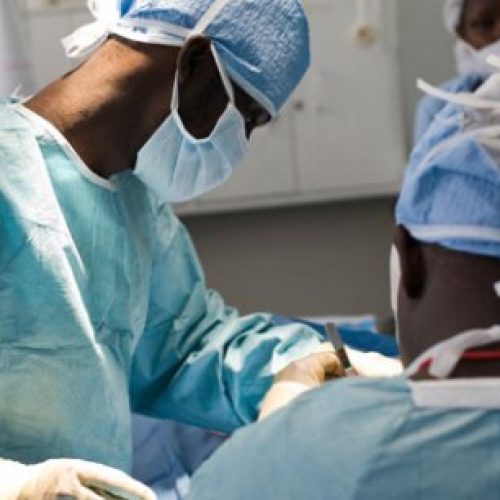 Soins de santé  dans les cliniques privées : la facture est salée